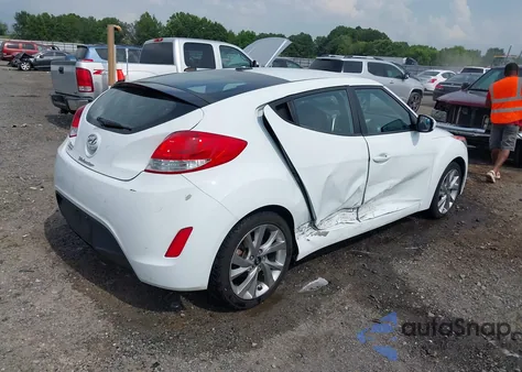2016 Hyundai Veloster z USA, uszkodzony, nr VIN KMHTC6AD4GU297765